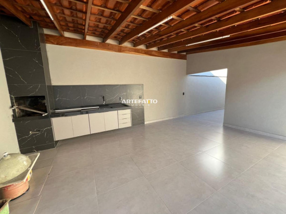Imagem Casa com 3 Quartos à Venda, 200 m² Imagem Casa com 3 Quartos à Venda, 200 m²