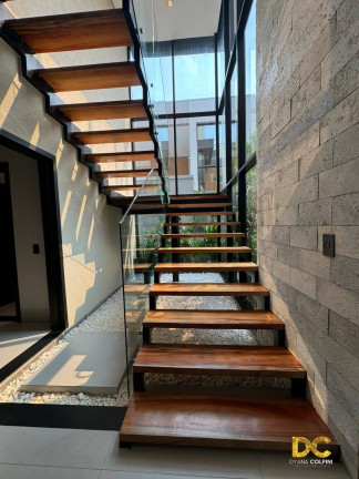 Imagem Casa de Condomínio com 4 Quartos à Venda, 352 m² em Ribeirão Do Lipa - Cuiabá Imagem Casa de Condomínio com 4 Quartos à Venda, 352 m² em Ribeirão Do Lipa - Cuiabá