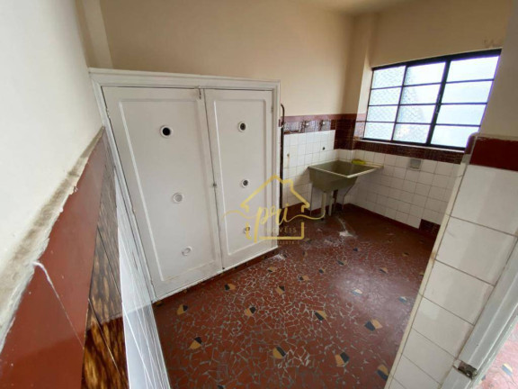Imagem Casa com 5 Quartos à Venda, 225 m² em Aparecida - Santos