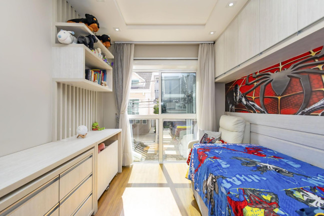 Imagem Casa de Condomínio com 4 Quartos à Venda, 350 m² em Orleans - Curitiba Imagem Casa de Condomínio com 4 Quartos à Venda, 350 m² em Orleans - Curitiba