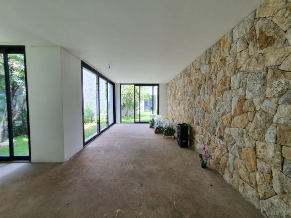 Imagem Casa com 3 Quartos à Venda, 318 m² em Jardim Paulista - São Paulo Imagem Casa com 3 Quartos à Venda, 318 m² em Jardim Paulista - São Paulo