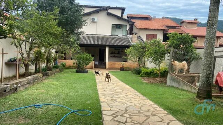 Imagem Sobrado com 3 Quartos à Venda, 208 m² em Vila Suissa - Mogi Das Cruzes