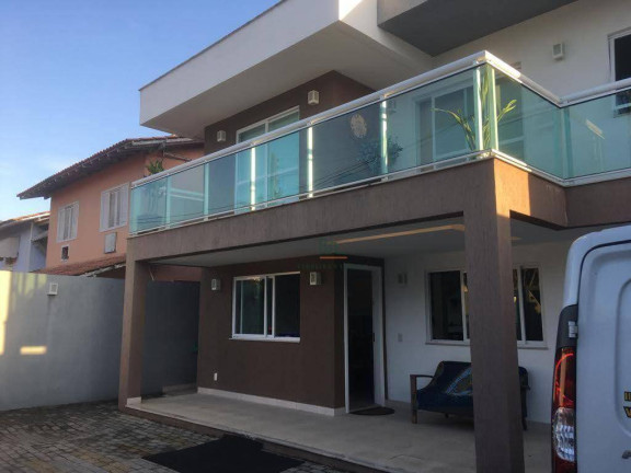 Imagem Casa com 3 Quartos à Venda, 297 m² em Maravista - Niterói Imagem Casa com 3 Quartos à Venda, 297 m² em Maravista - Niterói