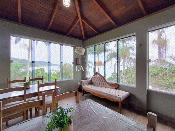 Imagem Casa com 4 Quartos à Venda ou Locação, 1.000 m² em Praia Das Taquaras - Balneário Camboriú Imagem Casa com 4 Quartos à Venda ou Locação, 1.000 m² em Praia Das Taquaras - Balneário Camboriú