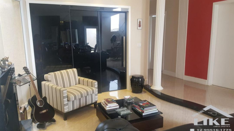 Imagem Casa com 4 Quartos à Venda, 250 m² em Loteamento Villa Branca - Jacareí Imagem Casa com 4 Quartos à Venda, 250 m² em Loteamento Villa Branca - Jacareí