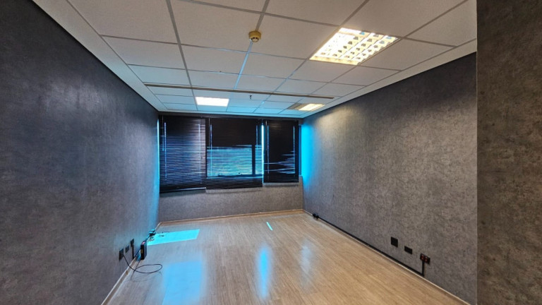 Imagem Sala Comercial à Venda, 25 m² em Centro - Taboão Da Serra Imagem Sala Comercial à Venda, 25 m² em Centro - Taboão Da Serra