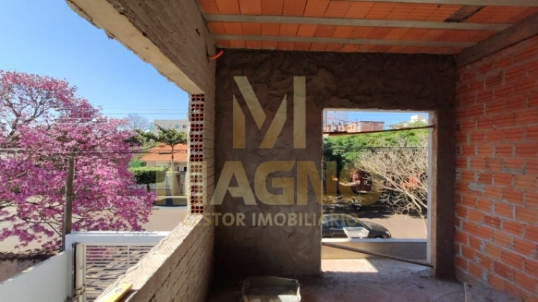 Imagem Sobrado com 4 Quartos à Venda, 125 m² em Coqueiral - Cascavel
