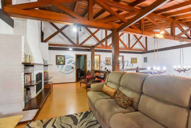 Imagem Casa com 5 Quartos à Venda, 480 m² em Ahú - Curitiba Imagem Casa com 5 Quartos à Venda, 480 m² em Ahú - Curitiba