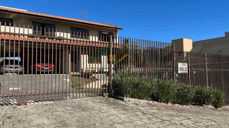 Imagem Sobrado com 4 Quartos à Venda, 275 m² em Tingui - Curitiba Imagem Sobrado com 4 Quartos à Venda, 275 m² em Tingui - Curitiba
