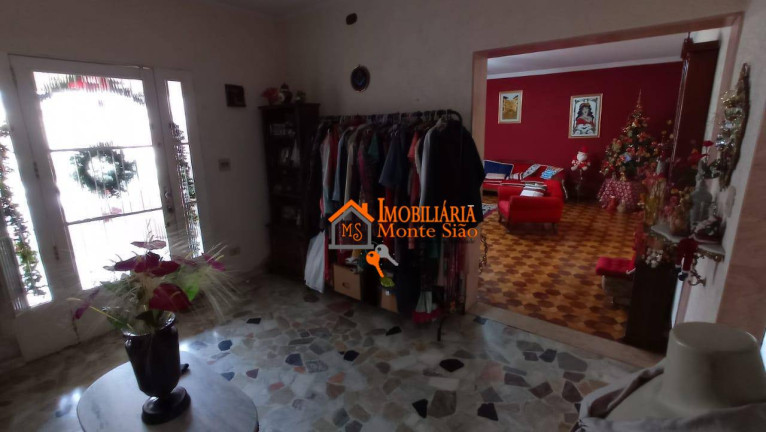 Imagem Casa com 2 Quartos à Venda, 400 m² em Vila Galvão - Guarulhos Imagem Casa com 2 Quartos à Venda, 400 m² em Vila Galvão - Guarulhos