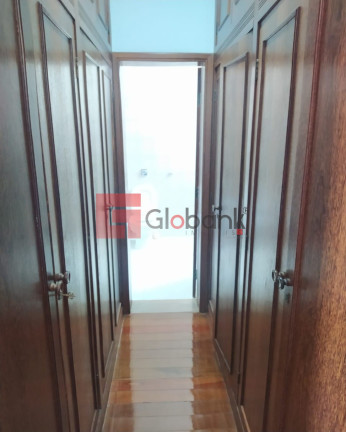 Imagem Casa com 3 Quartos à Venda, 250 m² em Centro - Montes Claros Imagem Casa com 3 Quartos à Venda, 250 m² em Centro - Montes Claros