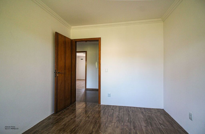 Imagem Casa com 3 Quartos à Venda, 232 m² em Jardim Isabel - Porto Alegre Imagem Casa com 3 Quartos à Venda, 232 m² em Jardim Isabel - Porto Alegre
