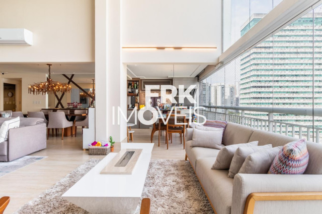 Imagem Apartamento com 4 Quartos à Venda, 238 m² em Vila Suzana - São Paulo Imagem Apartamento com 4 Quartos à Venda, 238 m² em Vila Suzana - São Paulo