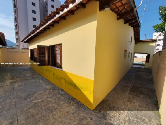 Imagem Casa com 3 Quartos à Venda, em Prainha - Caraguatatuba Imagem Casa com 3 Quartos à Venda, em Prainha - Caraguatatuba