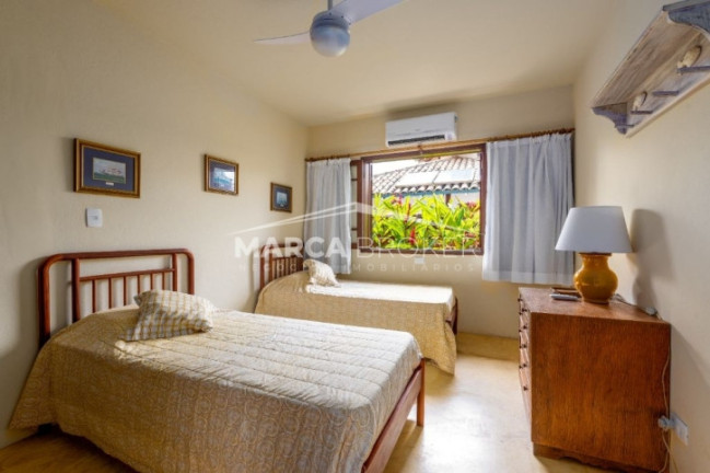 Imagem Sobrado com 5 Quartos à Venda, 1.680 m² em Guaecá - São Sebastião Imagem Sobrado com 5 Quartos à Venda, 1.680 m² em Guaecá - São Sebastião