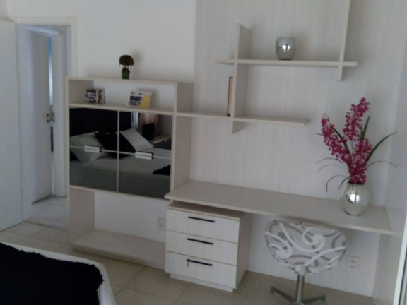 Imagem Casa com 4 Quartos à Venda, em Edson Queiroz - Fortaleza Imagem Casa com 4 Quartos à Venda, em Edson Queiroz - Fortaleza