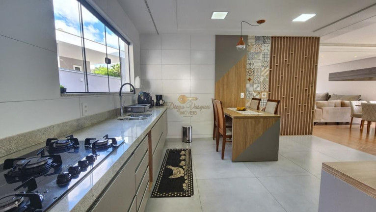 Imagem Casa com 4 Quartos à Venda, 260 m² em Parque Do Imbui - Teresópolis Imagem Casa com 4 Quartos à Venda, 260 m² em Parque Do Imbui - Teresópolis