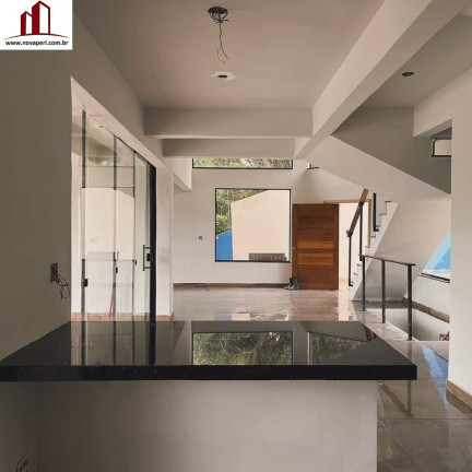 Imagem Casa com 4 Quartos à Venda, em Jardim Lago Da Cantareira - Mairiporã Imagem Casa com 4 Quartos à Venda, em Jardim Lago Da Cantareira - Mairiporã