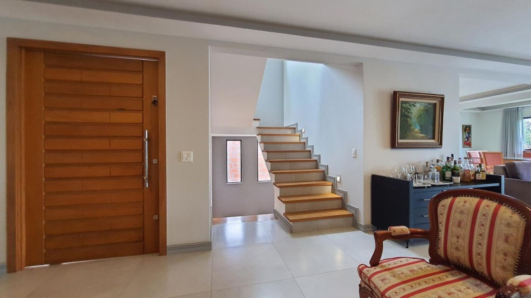 Imagem Casa com 3 Quartos à Venda, 390 m² em Parque Do Ingá - Teresópolis