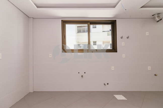 Imagem Apartamento com 3 Quartos à Venda, 169 m² em Petrópolis - Porto Alegre Imagem Apartamento com 3 Quartos à Venda, 169 m² em Petrópolis - Porto Alegre