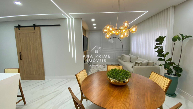 Imagem Casa com 3 Quartos à Venda, 210 m² em Jardim Oriente - São José Dos Campos