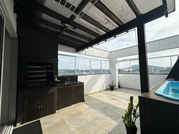 Imagem Imóvel com 3 Quartos à Venda, 168 m² em Anita Garibaldi - Joinville Imagem Imóvel com 3 Quartos à Venda, 168 m² em Anita Garibaldi - Joinville