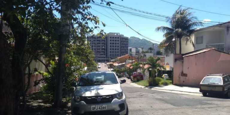 Imagem Imóvel com 3 Quartos para Alugar, 120 m² em Campo Grande - Rio De Janeiro Imagem Imóvel com 3 Quartos para Alugar, 120 m² em Campo Grande - Rio De Janeiro