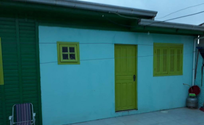 Imagem Casa com 3 Quartos à Venda, 130 m² em Arco-íris - Capão Da Canoa Imagem Casa com 3 Quartos à Venda, 130 m² em Arco-íris - Capão Da Canoa