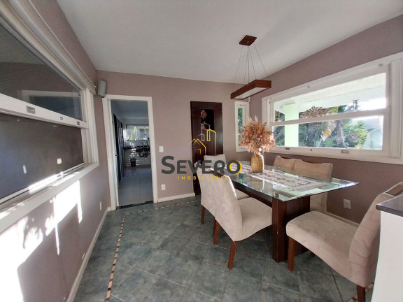 Imagem Casa com 6 Quartos à Venda, 300 m² em Piratininga - Niterói Imagem Casa com 6 Quartos à Venda, 300 m² em Piratininga - Niterói