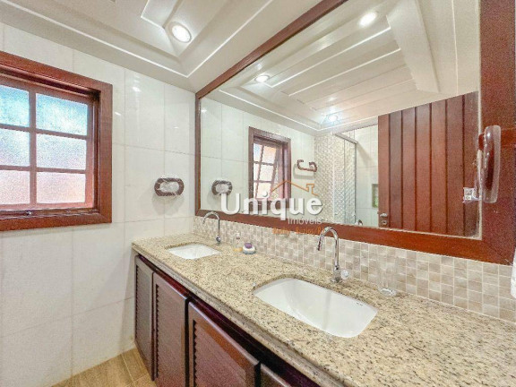 Imagem Casa com 4 Quartos à Venda, 270 m² em Ferradura - Armação Dos Búzios Imagem Casa com 4 Quartos à Venda, 270 m² em Ferradura - Armação Dos Búzios