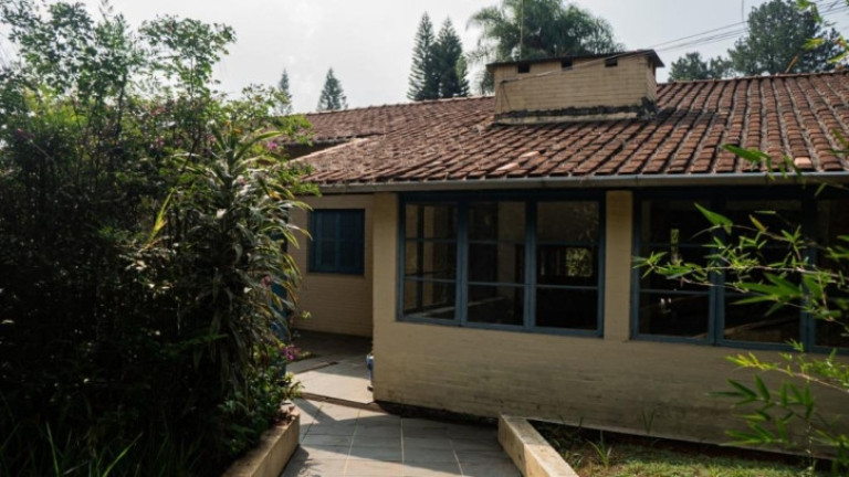 Imagem Casa com 3 Quartos à Venda, 1.000 m² em Interlagos - São Paulo Imagem Casa com 3 Quartos à Venda, 1.000 m² em Interlagos - São Paulo