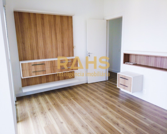 Imagem Cobertura com 3 Quartos à Venda, 301 m² em Atiradores - Joinville