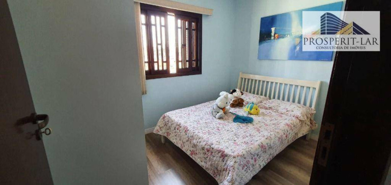 Imagem Sobrado com 3 Quartos à Venda, 179 m² em Parque Renato Maia - Guarulhos Imagem Sobrado com 3 Quartos à Venda, 179 m² em Parque Renato Maia - Guarulhos