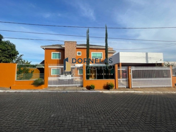 Imagem Casa com 3 Quartos à Venda, 811 m² em Guará I - Brasília Imagem Casa com 3 Quartos à Venda, 811 m² em Guará I - Brasília