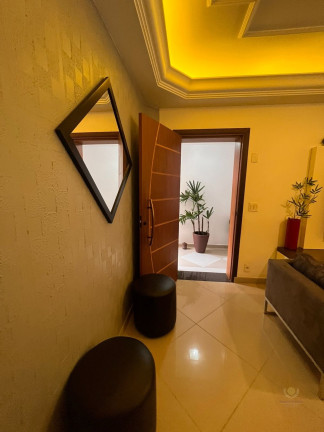 Imagem Sobrado com 3 Quartos à Venda, 180 m² em Vila Roque - São Paulo Imagem Sobrado com 3 Quartos à Venda, 180 m² em Vila Roque - São Paulo