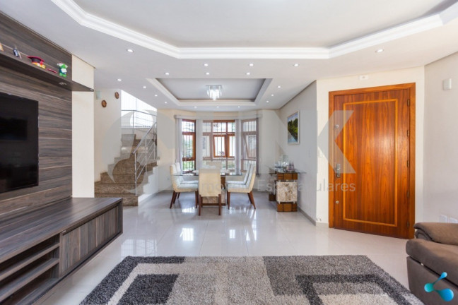 Imagem Imóvel com 4 Quartos à Venda, 251 m² em Sarandi - Porto Alegre
