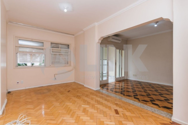 Imagem Apartamento com 3 Quartos à Venda, 142 m² em Moinhos De Vento - Porto Alegre Imagem Apartamento com 3 Quartos à Venda, 142 m² em Moinhos De Vento - Porto Alegre