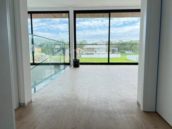 Imagem Casa com 3 Quartos à Venda, 236 m² em São João Do Rio Vermelho - Florianópolis