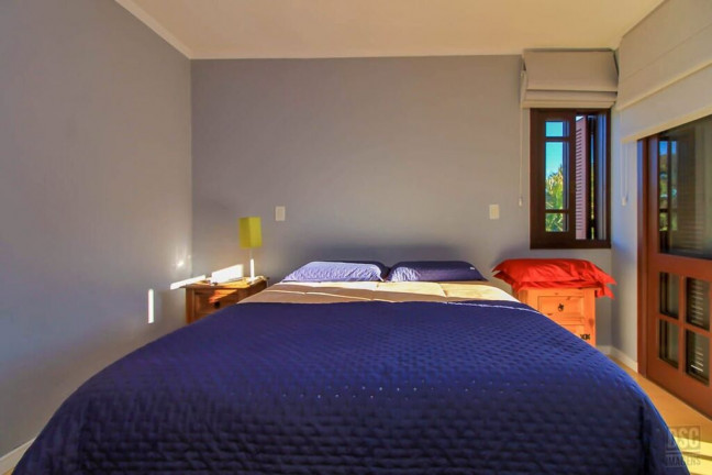 Imagem Casa de Condomínio com 3 Quartos à Venda, 266 m² em Ipanema - Porto Alegre Imagem Casa de Condomínio com 3 Quartos à Venda, 266 m² em Ipanema - Porto Alegre