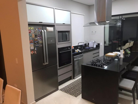 Imagem Casa com 4 Quartos à Venda, 224 m² em Esperança - Londrina