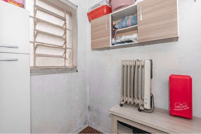 Imagem Apartamento com 3 Quartos à Venda, 83 m² em Santana - Porto Alegre Imagem Apartamento com 3 Quartos à Venda, 83 m² em Santana - Porto Alegre