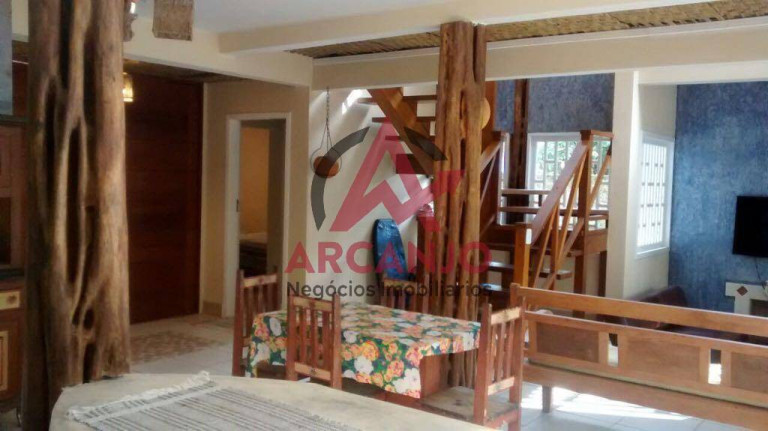 Imagem Casa com 3 Quartos para Alugar, 900 m² em Félix - Ubatuba