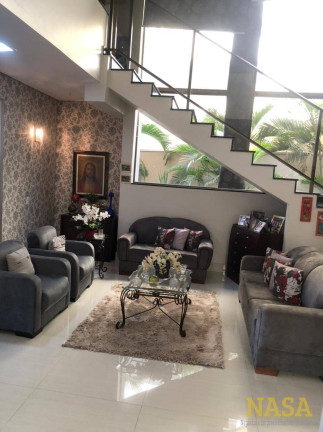 Imagem Casa com 5 Quartos à Venda, 440 m² em Cond Residencial Florais Dos Lagos - Cuiabá Imagem Casa com 5 Quartos à Venda, 440 m² em Cond Residencial Florais Dos Lagos - Cuiabá