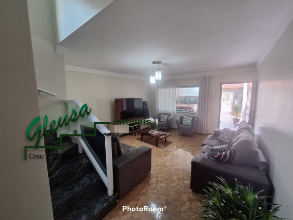 Imagem Sobrado com 4 Quartos à Venda, 160 m² em Vila São Geraldo - São Paulo Imagem Sobrado com 4 Quartos à Venda, 160 m² em Vila São Geraldo - São Paulo