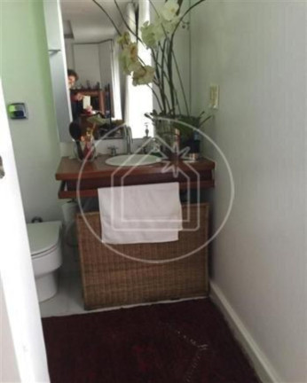 Imagem Imóvel com 2 Quartos à Venda, 82 m² em Leblon - Rio De Janeiro