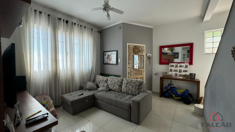 Sobrado com 2 Quartos à Venda, 94 m² em Estuário - Santos
