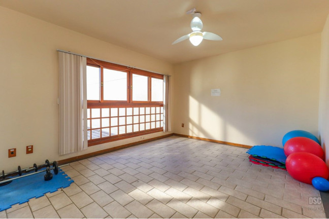 Imagem Apartamento com 3 Quartos à Venda, 73 m² em Menino Deus - Porto Alegre Imagem Apartamento com 3 Quartos à Venda, 73 m² em Menino Deus - Porto Alegre
