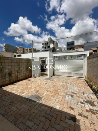 Imagem Casa com 2 Quartos à Venda, 90 m² em Centro - Extrema Imagem Casa com 2 Quartos à Venda, 90 m² em Centro - Extrema