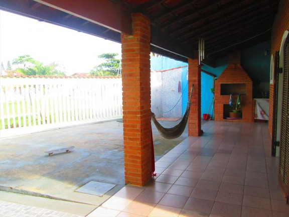 Imagem Casa com 3 Quartos à Venda, 132 m² em Jequitiba - Itanhaem Imagem Casa com 3 Quartos à Venda, 132 m² em Jequitiba - Itanhaem