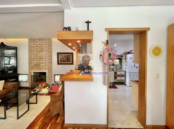 Imagem Casa com 3 Quartos à Venda, 357 m² em Chácara Das Paineiras - Carapicuíba Imagem Casa com 3 Quartos à Venda, 357 m² em Chácara Das Paineiras - Carapicuíba